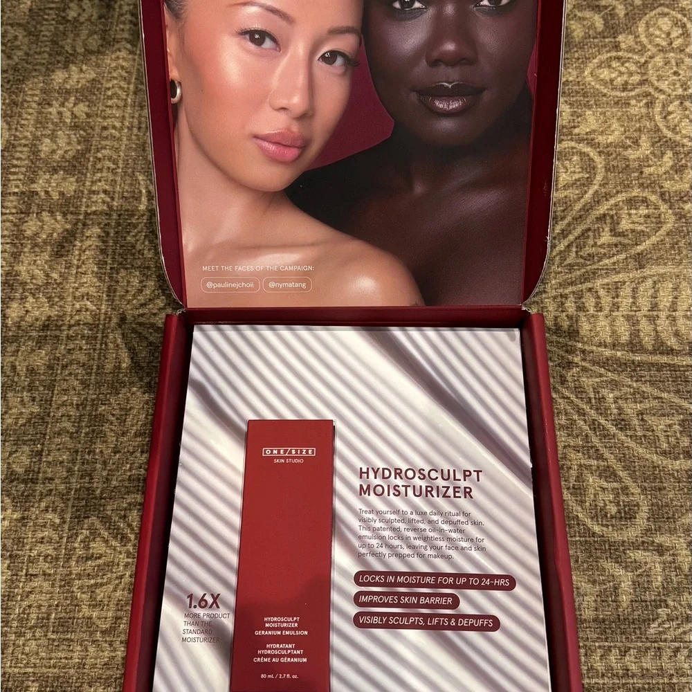 ONE/SIZE Hydrosculpt Moisturizer - Red - Picture 2 of 2